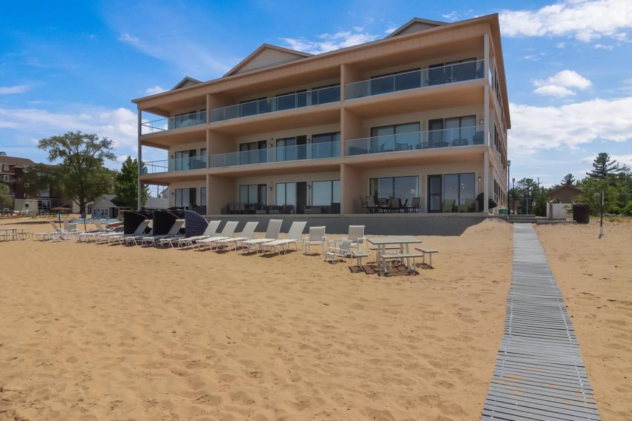 Sugar Beach Villa 1012 Luxury Waterfront Condo Traverse City Eksteriør bilde
