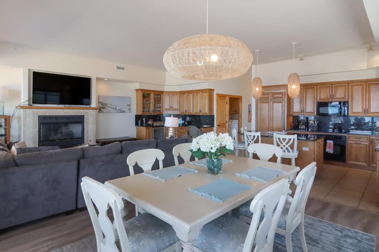 Sugar Beach Villa 1012 Luxury Waterfront Condo Traverse City Eksteriør bilde